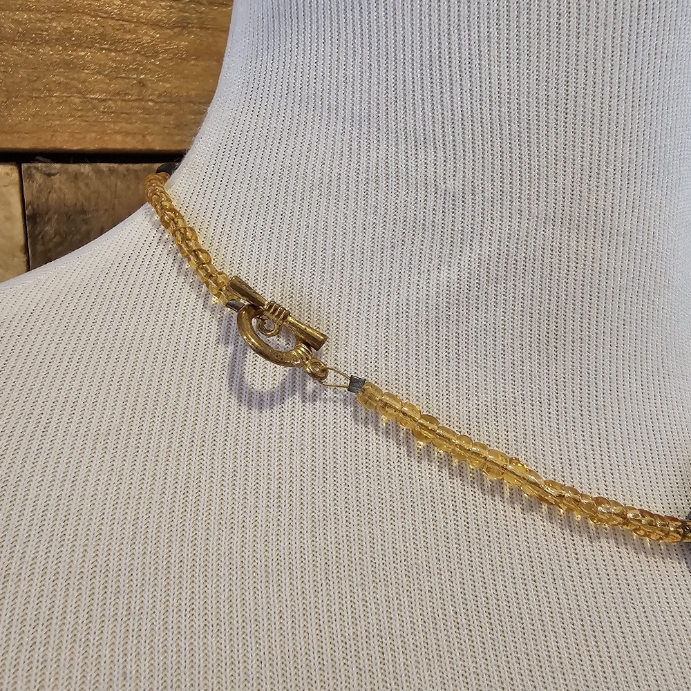 Leopard Print Disk Beaded Necklace - Picture 4 of 8